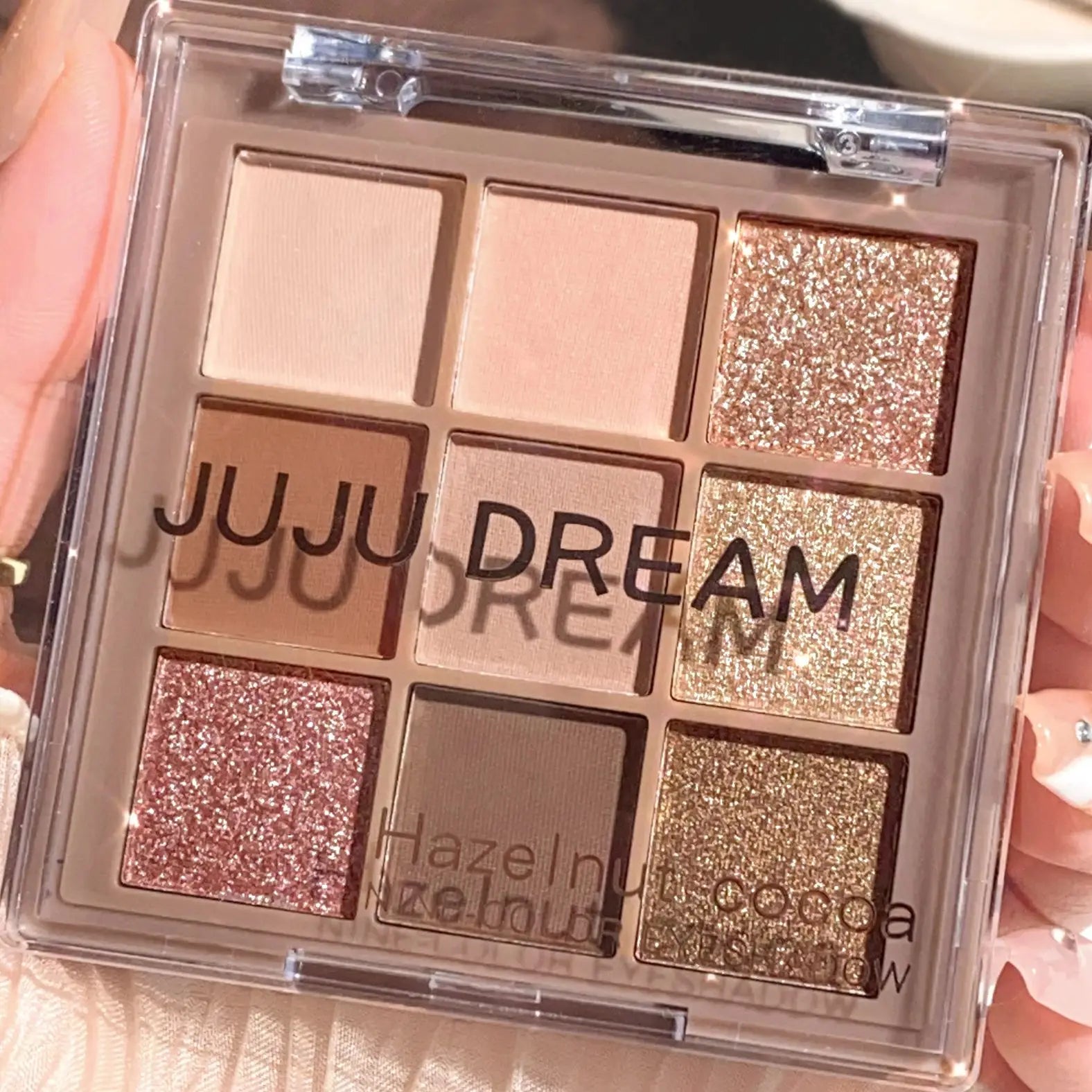 Paleta de sombras de ojos profesional de lujo: de 9 a 18 colores | Mate y brillante, textura aterciopelada, alta pigmentación y resistente al agua